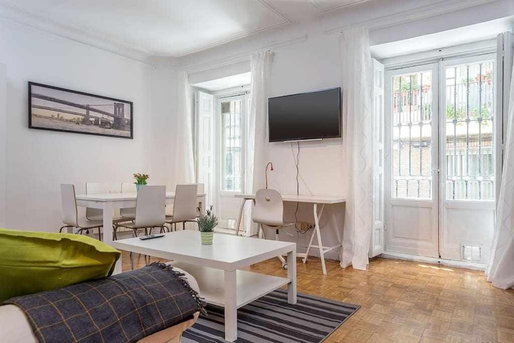 Apartamento Confortable En Atocha Lägenhet Madrid Exteriör bild