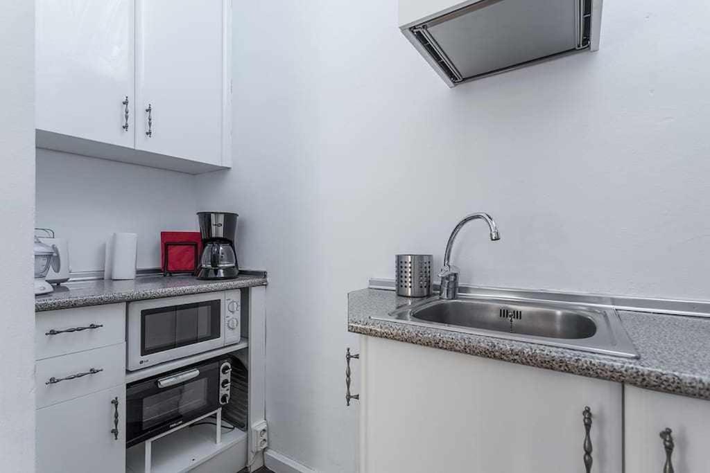 Apartamento Confortable En Atocha Lägenhet Madrid Exteriör bild